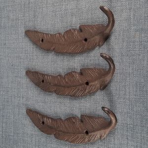 Feather Hook Brown Cast Iron Wall Shelf Hooks Heavy Duty Feathers Design Decor